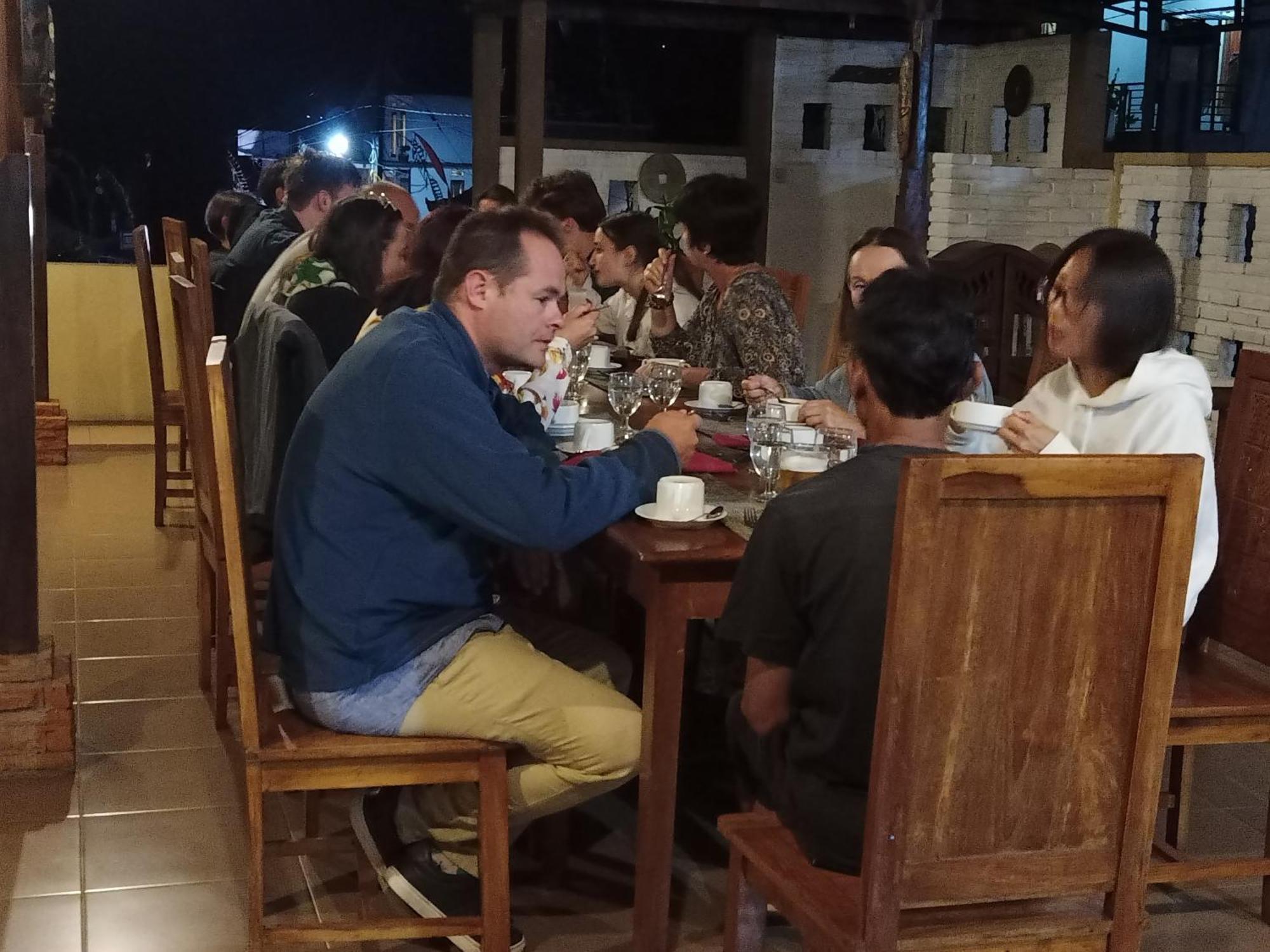 Karang Sari Guesthouse & Warung 姆杜克 外观 照片