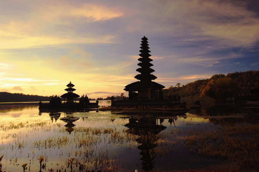 Karang Sari Guesthouse & Warung 姆杜克 外观 照片