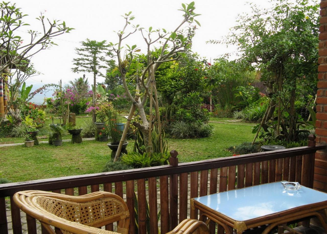 Karang Sari Guesthouse & Warung 姆杜克 外观 照片